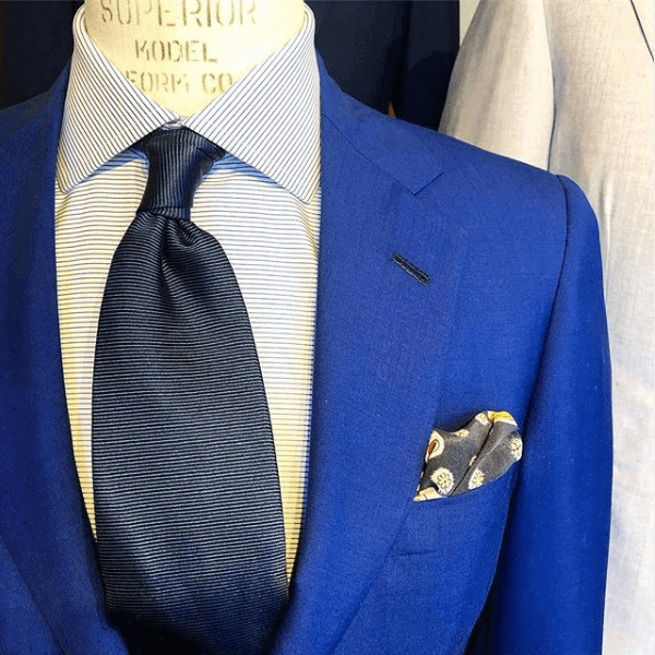Display of a vibrant blue suit